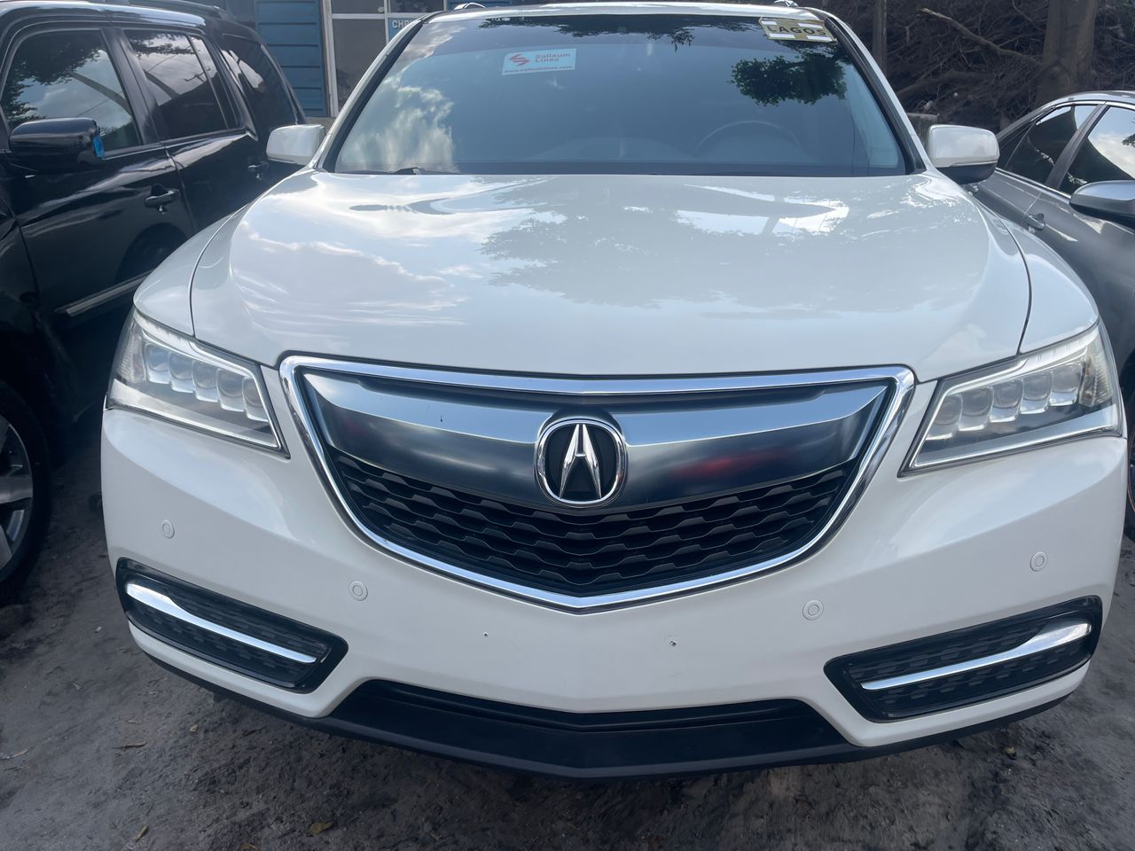 Acura Mdx available at Bullet Motors,Lagos,Nigeria”