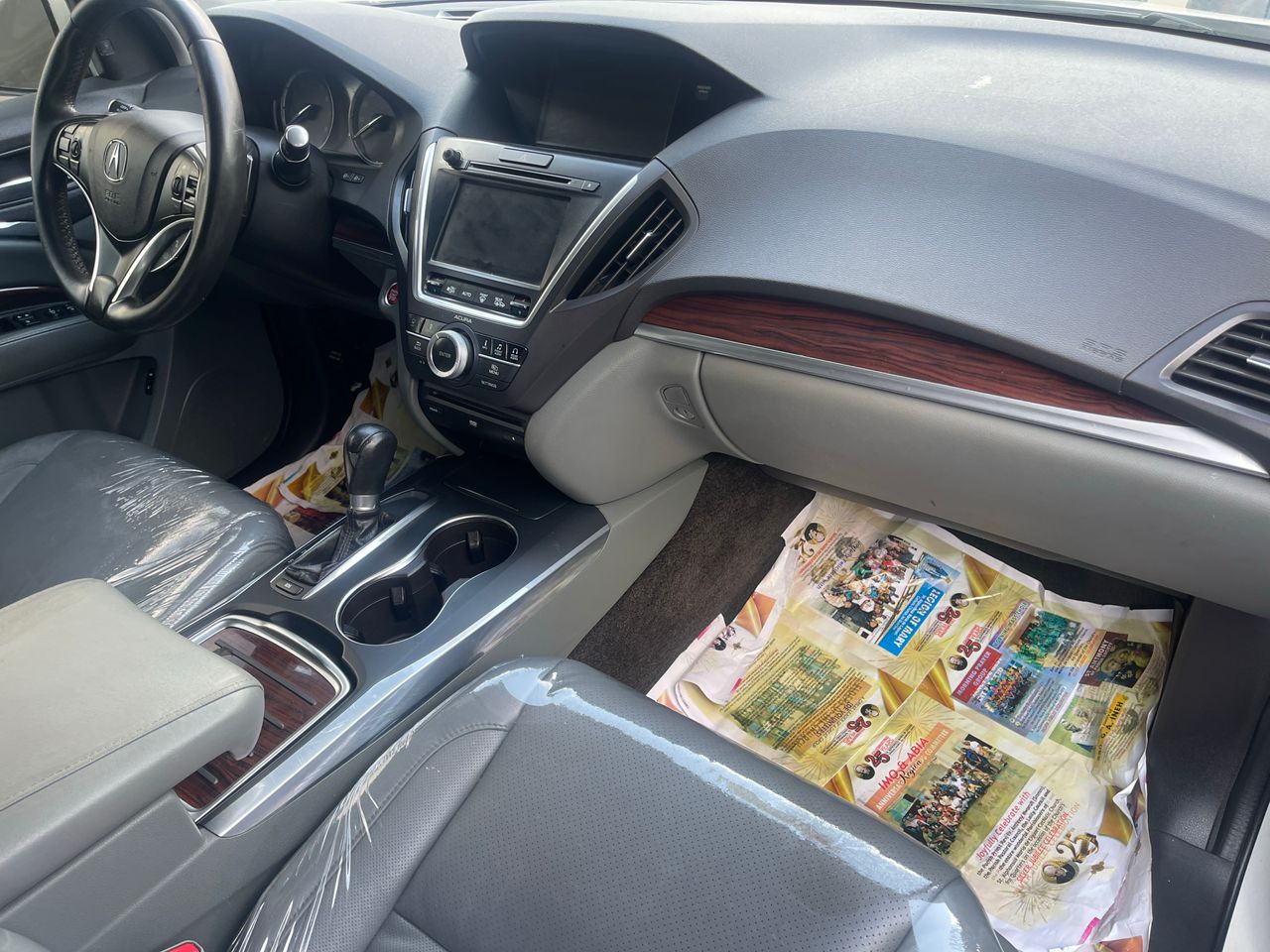 Acura Mdx available at Bullet Motors,Lagos,Nigeria”