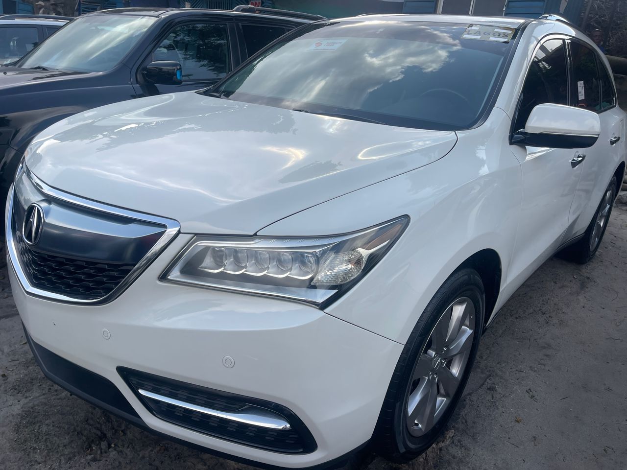 Acura Mdx available at Bullet Motors,Lagos,Nigeria”