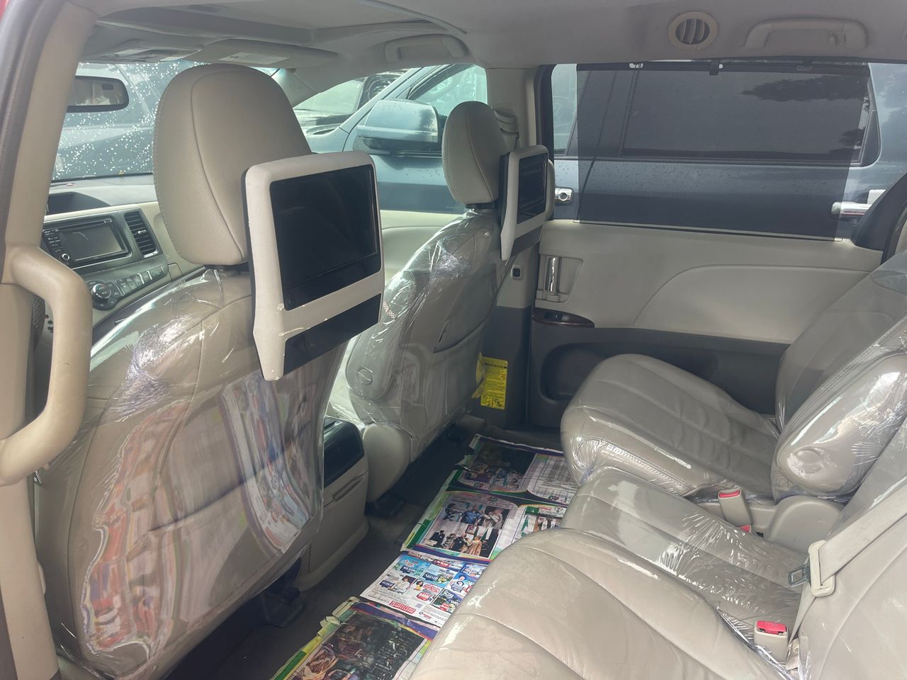 Toyota Siena 2012 available at Bullet Motors,Lagos,Nigeria”