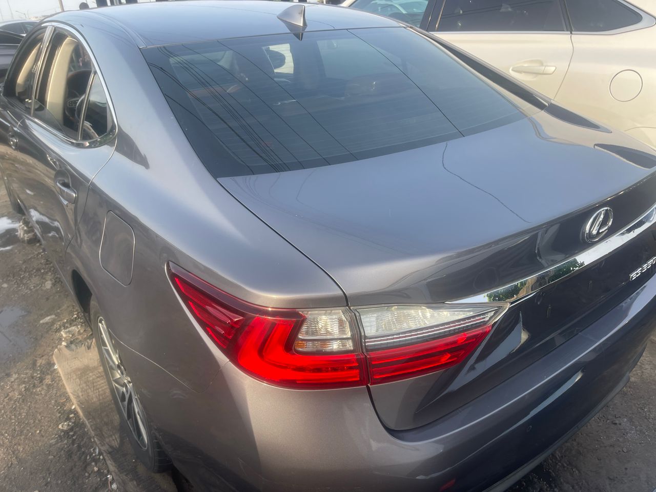 Lexus Es 350 Tokunbo for sale at Bullet Motors Lagos” Tokunbo for sale at Bullet Motors Lagos”