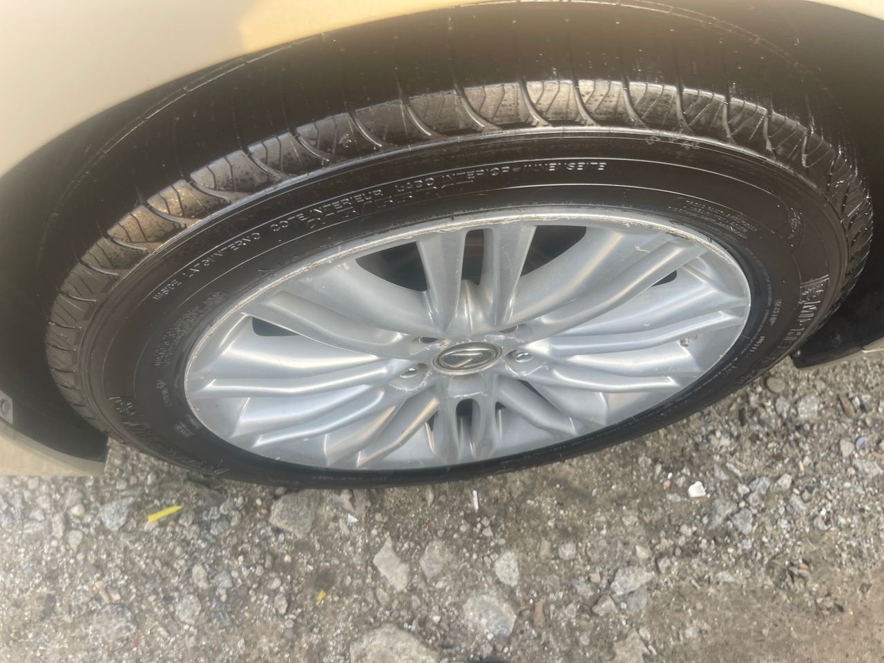 Lexus Es 350Tokunbo for sale at Bullet Motors Lagos” Tokunbo for sale at Bullet Motors Lagos”