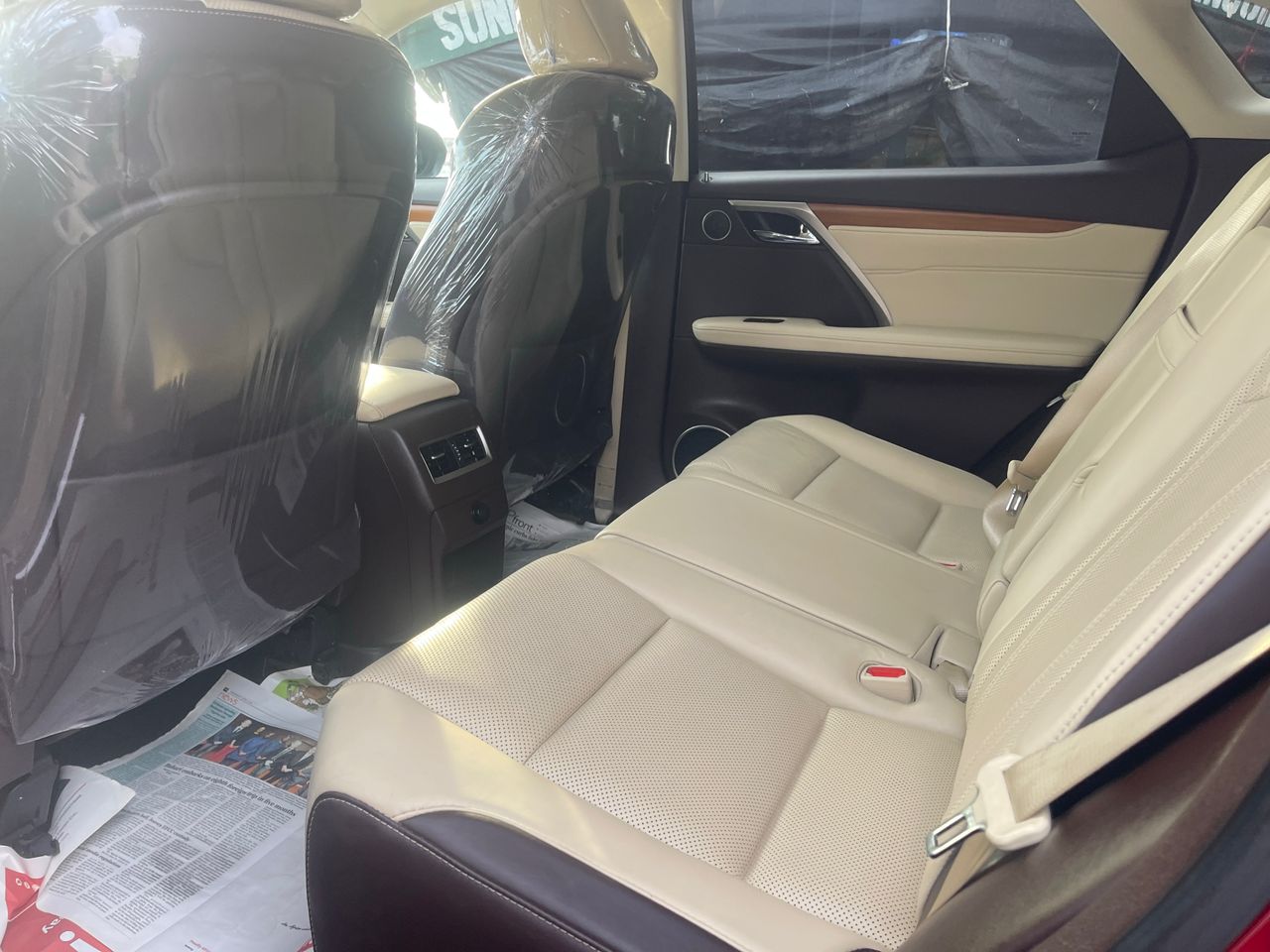 Lexus RS 350,Tokunbo for sale at Bullet Motors Lagos”