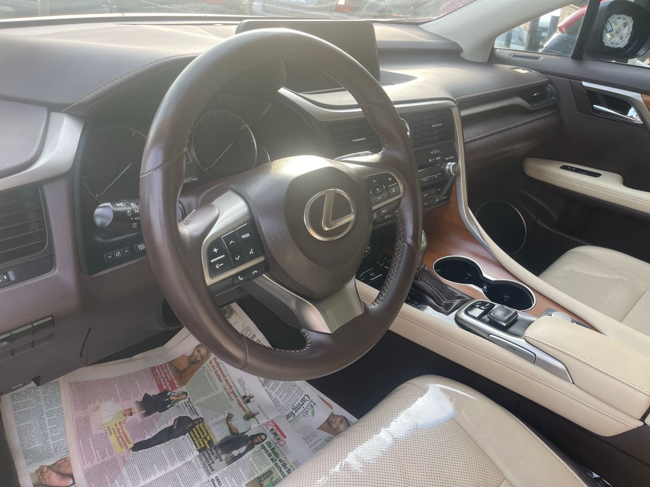 Lexus RS 350,Tokunbo for sale at Bullet Motors Lagos”